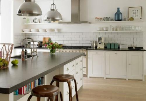 10 примеров использования белых парящих полок в интерьере. 02