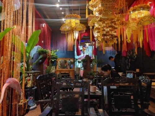 Кафе под дождем. 08