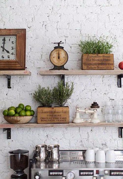 Для интерьера в стиле винтаж характерно множество мелочей. 01