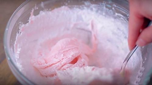 Как приготовить мастику и сделать фигурки. 02