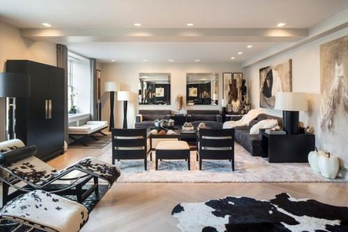 Элегантная современная квартира находится в Нью-йорке, США. 02