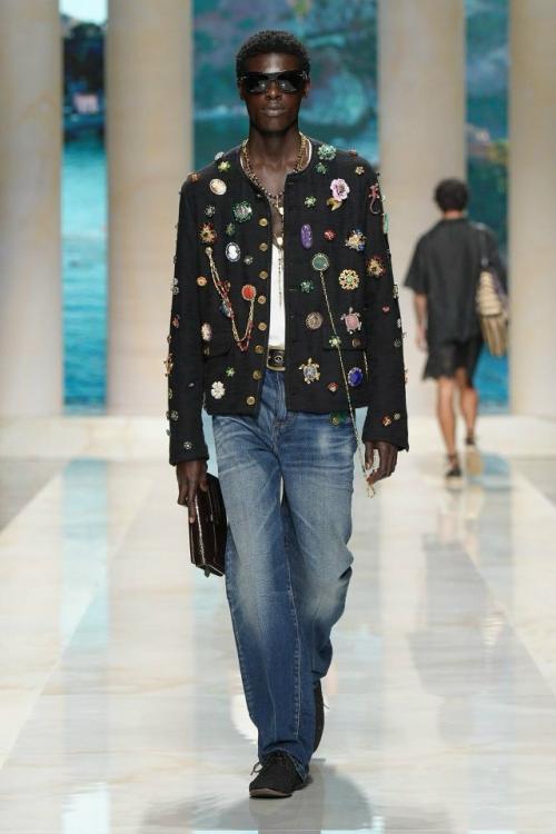 Джинсы Dolce & Gabbana весна - лето 2027: праздничный мы деним (листайте). 03
