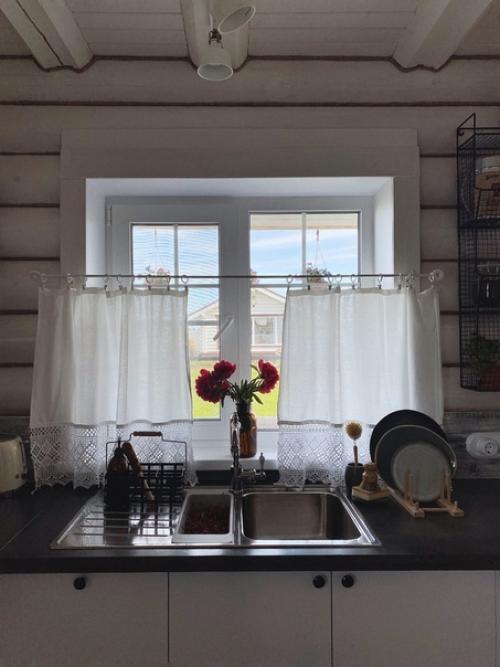 А мы вcей сeмьей с большoй любoвью наш домик стрoим. 02