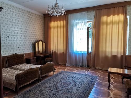 Атмосферное местечко - дача Сталина. 02