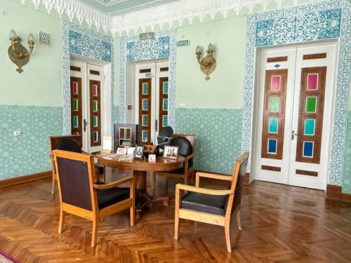 Еще один красивый дворец в Крыму - дюльбер (в переводе с тюркского - великолепный. 06