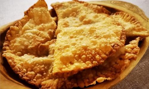 Первый и единственный в мире ресторан традиционной карельской кухни с порога затягивает вас в мир загадочный и таинственный. 04