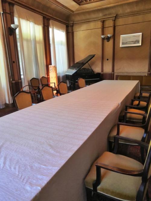 Атмосферное местечко - дача Сталина. 06