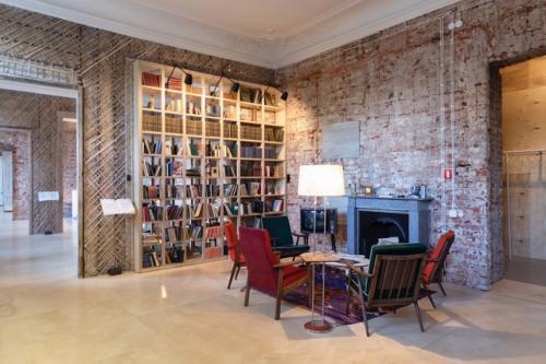 Материя возникла из борьбы, как явствуют преданья старины. 03