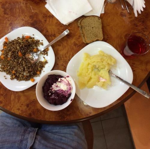 Продуктовыйнабор.  Столовая Фкусный Дворик все рекорды бьет! 05