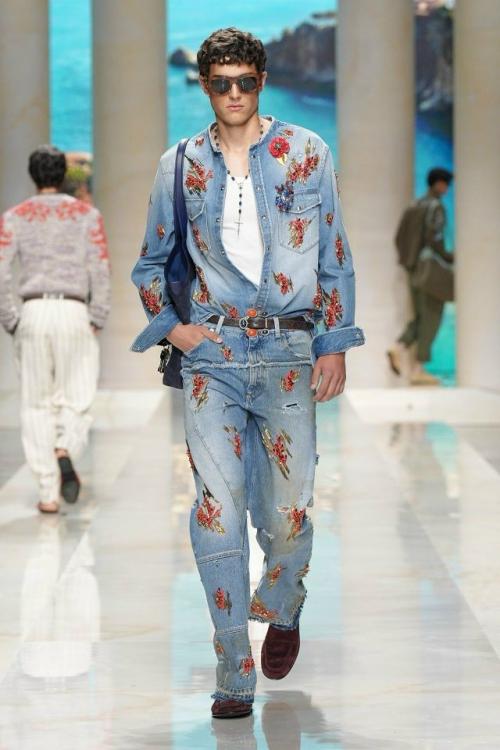 Джинсы Dolce & Gabbana весна - лето 2027: праздничный мы деним (листайте). 08