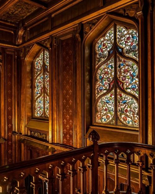 Три красивейших исторических здания Москвы с роскошными интерьерами в готической стилистике. 03