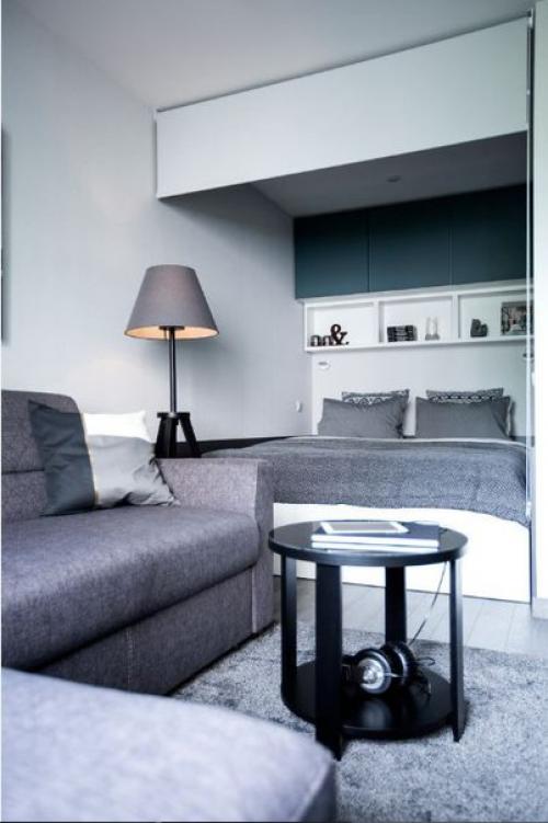 Небольшая квартира - студия с лаконичным интерьером в монохромной гамме. 02