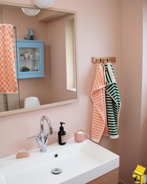 Добро пожаловать в скандинавский интерьер датского дома, в котором хорошо видна любовь датчан к пастельным и достаточно ярким оттенкам. 03