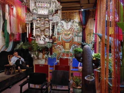 Кафе под дождем. 05