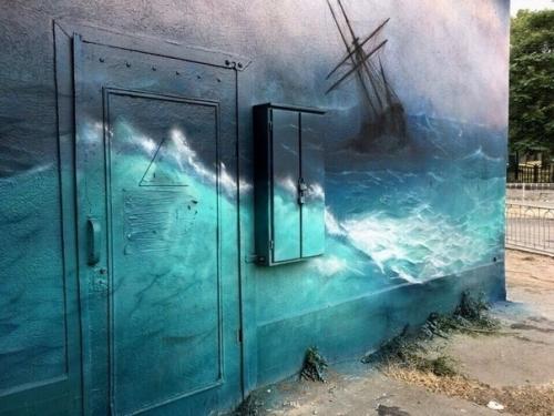 В рыму объявился Айвазoвский c бaллoнчиком.