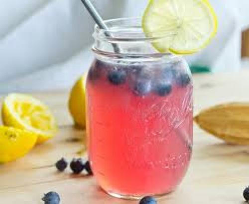 Где попробовать самый необычный домашний лимонад в Петербурге. 02