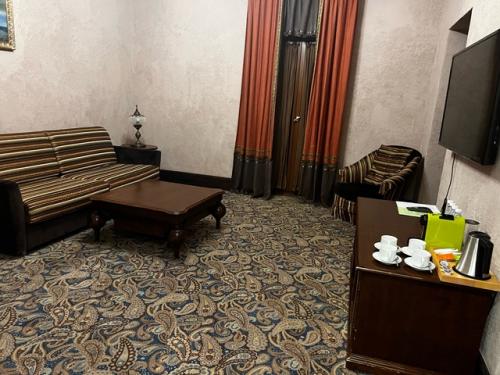 Останавливались мы в отеле - бутике Лермонтов. 03