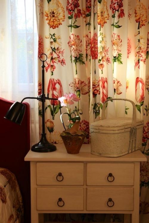 Небольшой бревенчатый дом. 03