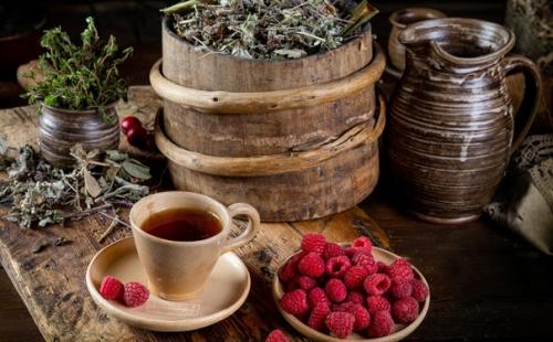 Первый и единственный в мире ресторан традиционной карельской кухни с порога затягивает вас в мир загадочный и таинственный. 01