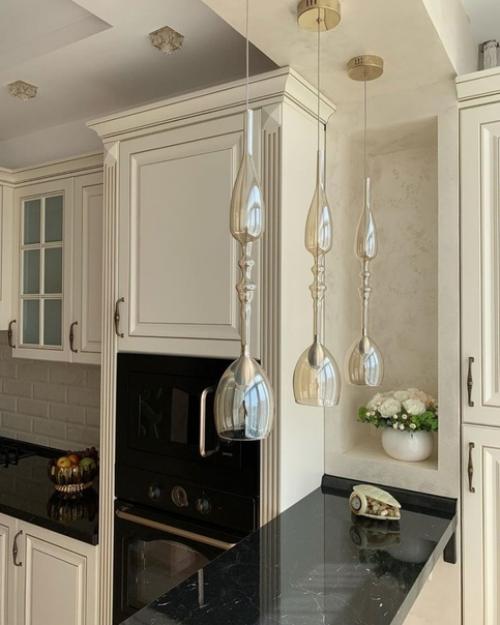 Нашла на просторах сети интерьер кухни, который очень приглянулся, ну и решили, что у меня в квартире будет точно такая же кухня. 05