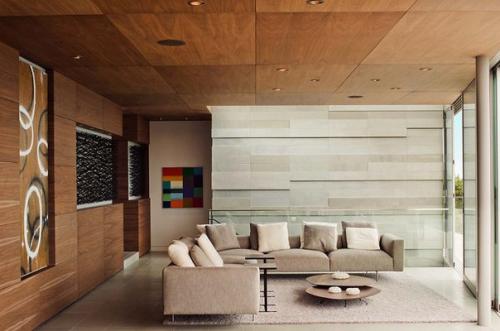 Едва касаясь земли: шикарный особняк на крутом склоне. 02