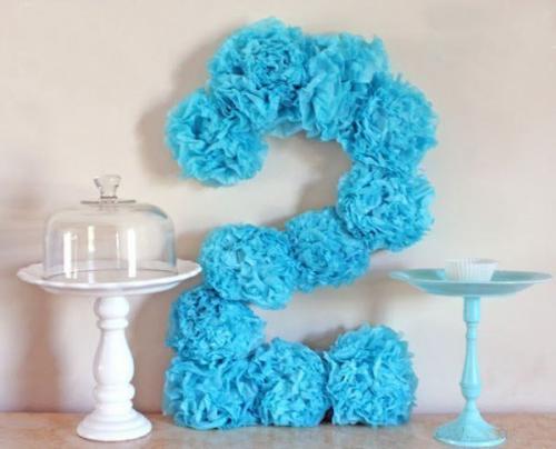 Мы оформляем красивые числа к празднику. 05