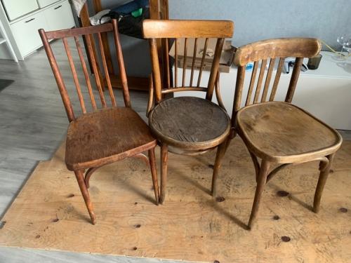 И снова, доброго времени суток многие новички начинают со стульев … я крашу двери и шкафы, обновляю кресла, и такая, а стулья, стулья то как? 01