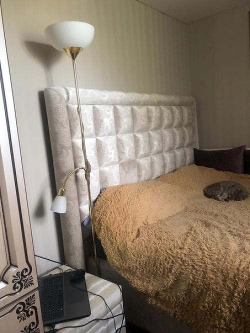 Мы приветствуем.  Было очень много текста про маленькие кухни, а вот про маленькие спальни совсем ничего не писали исправляемся. 01