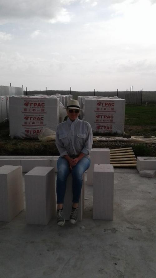 Пора представиться!  Меня зовут Алексей болешенко. 01