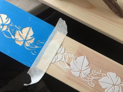 Решила все-таки начать делать скамейку: лето закончилось, а лавочка так и не сделана. 02