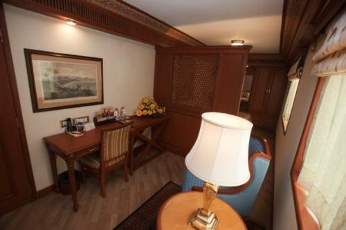 Элитный и самый дорогой поезд Экспресс Махараджей. 07