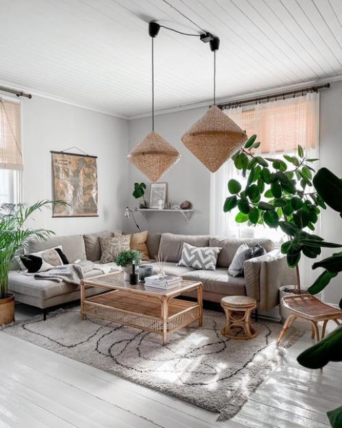 Дом в скандинавском стиле с винтажной мебелью и зелёными растениями. 01