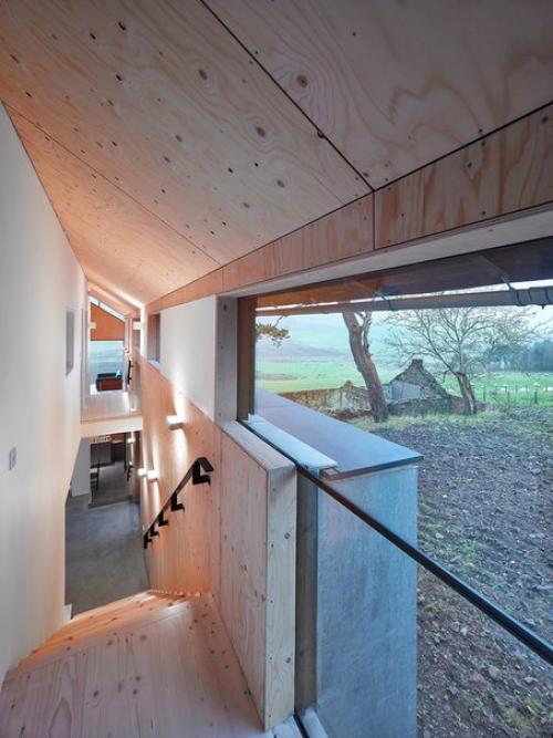 Дом для отдыха в стенах старинной мельницы. 06