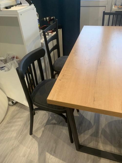 И снова, доброго времени суток многие новички начинают со стульев … я крашу двери и шкафы, обновляю кресла, и такая, а стулья, стулья то как? 06