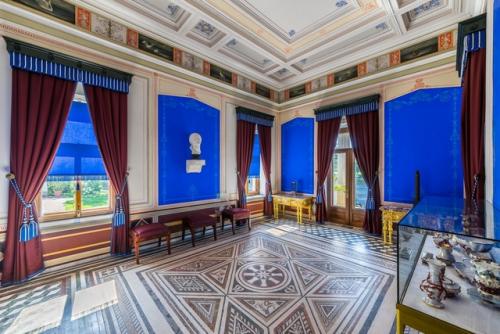 Царицын павильон в Петергофе. 05