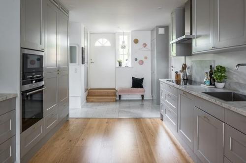 Интерьер в пастельных тонах - отличное решение для дома, где живет семья с детьми и эта квартира площадью 93 кв. 05