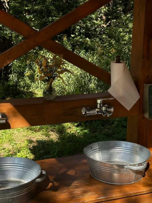 Глэмпинг Зелёная Тропа в тульской области - это отдых на природе с комфортом. 06