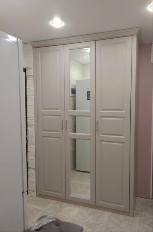 Мы представляем вам новые решения от фабрики - это подборка: простых и стильных шкафов. 08