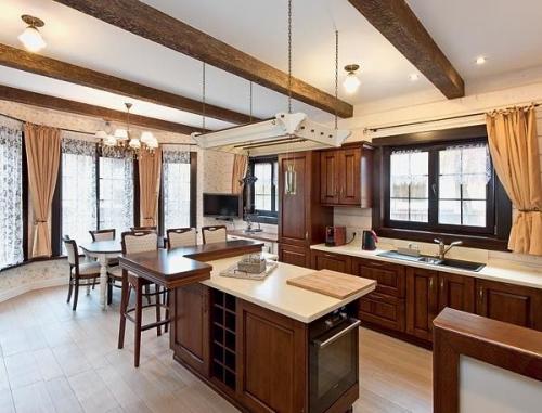 Дом общей площадью 273 м 2. 05