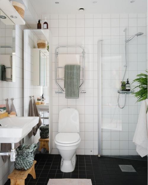 Добро пожаловать в скандинавскую квартиру с просторным балконом и с максимально простой основой и яркими акцентами. 08