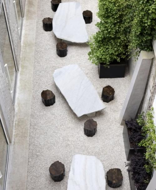 Acne Studios открыли штаб-квартиру внутри парижского таунхауса. 09