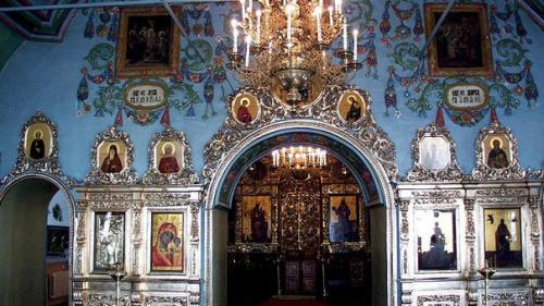 Петропавловский собор.   Одноименная деревянная церковь стояла на этом месте с 1565 года. 01