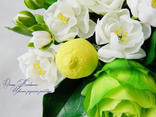 Интерьерная композиция в жёлто-зелёных тонах. 04