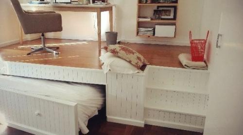 Мы увеличиваем полезное пространство спальни своими руками. 05