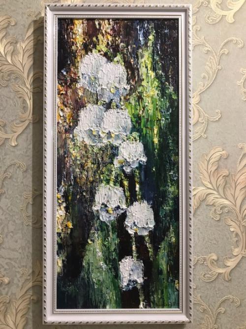 В продаже картины.  Все по 5500. 01