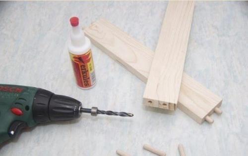 Практичный складной столик для маленькой квартиры. 01