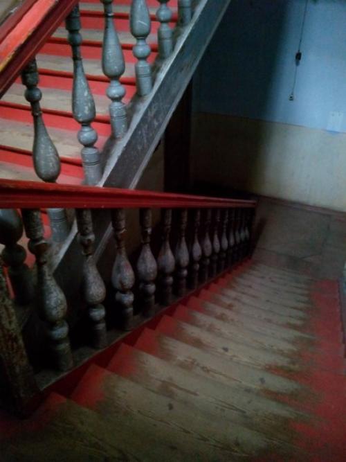 SOS!  В вышнем Волочке гибнет шедевр - деревянная усадьба рябушинских в стиле модерн с сохранившимися на удивление интерьерами. 09