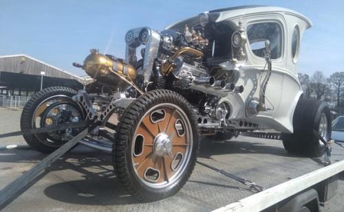 Automatron и его создатель: пожалуй, самый сумасшедший хот - род десятилетия. 01