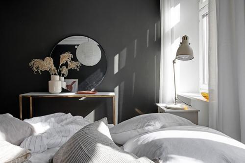 Небольшая скандинавская квартира с кирпичной стеной (53 кв. 06