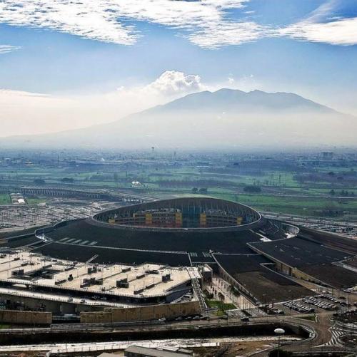 5 самых необычных торговых центров. 04